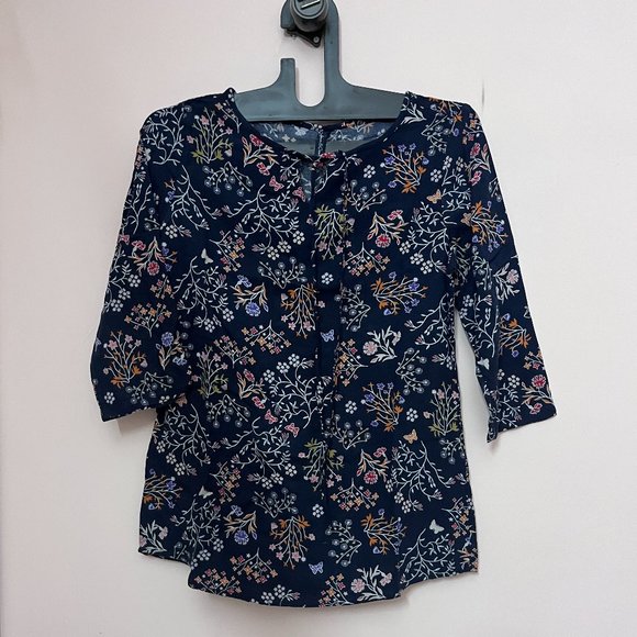 Denim Jeans & Casuals Tops - Navy Blue Floral Printed Top